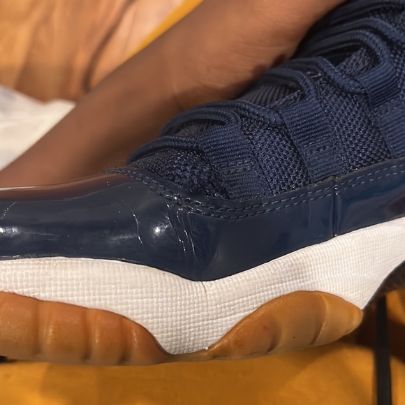 Air Jordan 11 Retro Low GS ‘Navy Gum’ - Picture 7 of 7